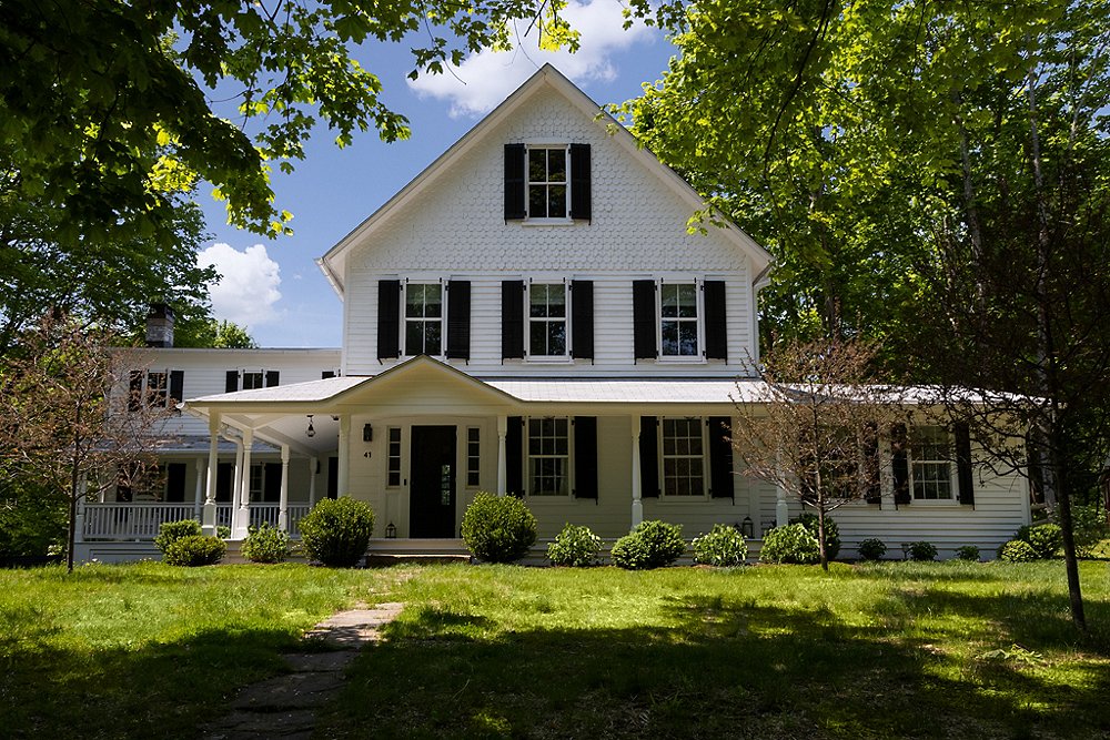 A New York Farmhouse Restored with British Accents